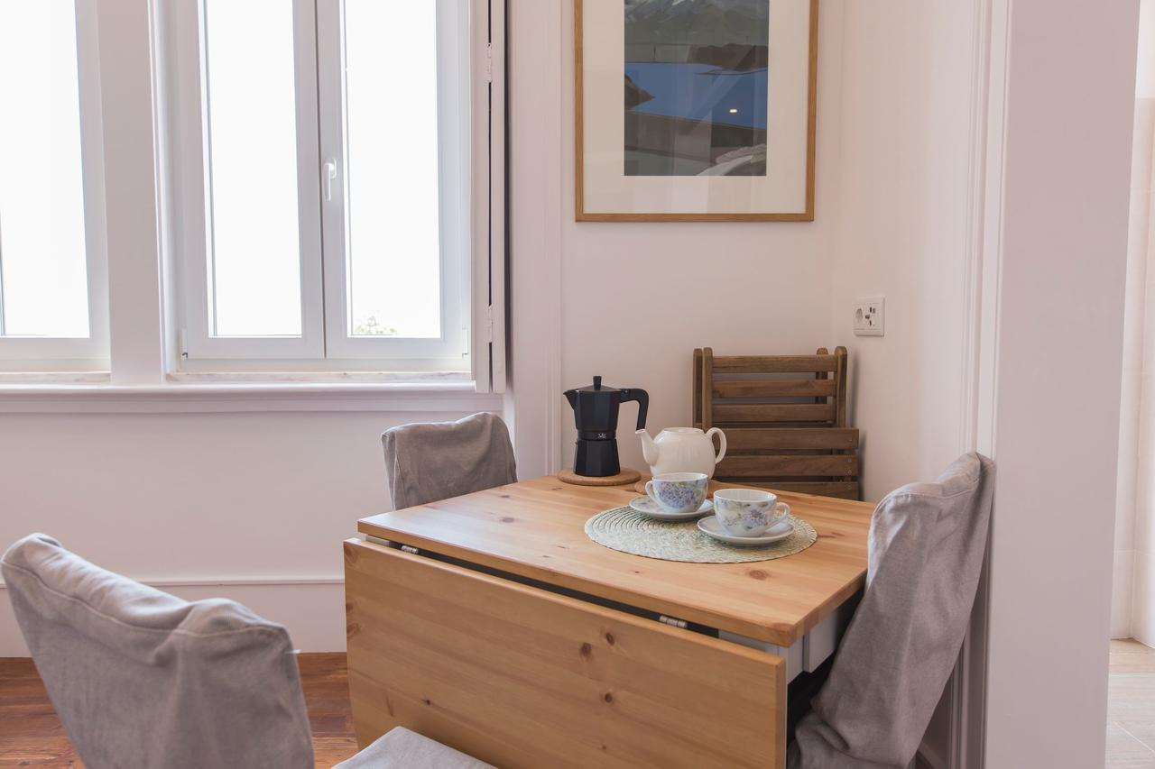 Lovelystay - Comfortable Apartment With River Views Лиссабон Экстерьер фото