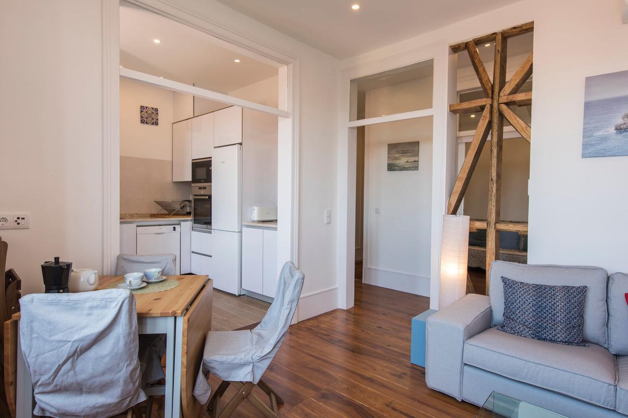 Lovelystay - Comfortable Apartment With River Views Лиссабон Экстерьер фото