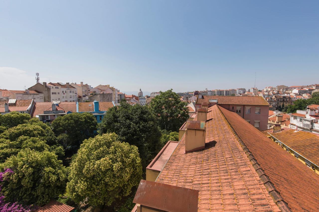 Lovelystay - Comfortable Apartment With River Views Лиссабон Экстерьер фото